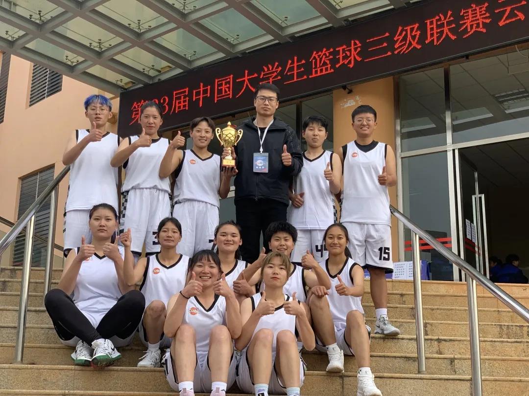 放胆热爱奋力拼搏 不负青春创获佳绩